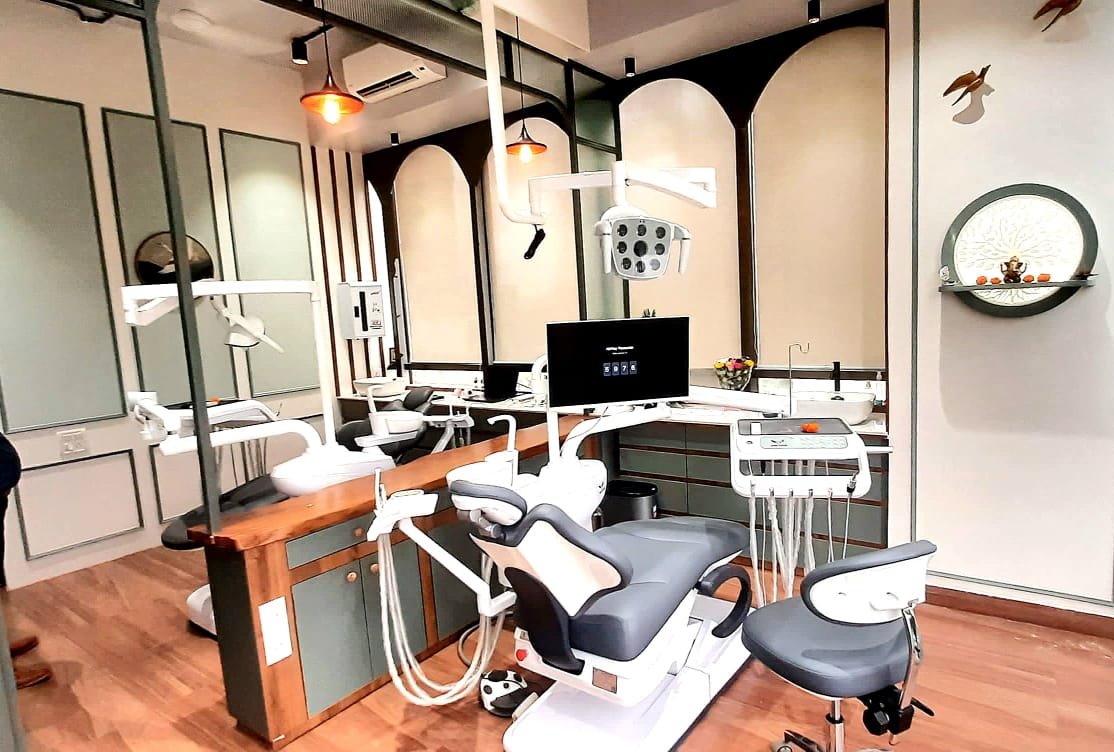 best dental chair supplier in pune